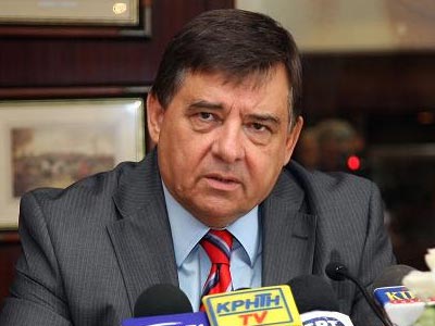 Τον πρόλαβε ο Καρατζαφέρης