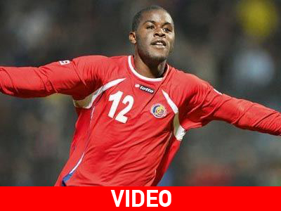 Στα «ερυθρόλευκα» και ο Κάμπελ