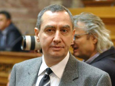 Ο Μιχελάκης καταγγέλλει παιδικούς σταθμούς