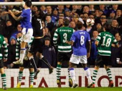 Άφησαν ανοιχτούς λογαριασμούς Έβερτον και Σπόρτινγκ