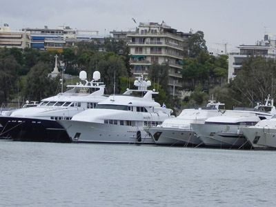 Ξεπουλάνε τα σκάφη σε Τούρκους επιχειρηματίες