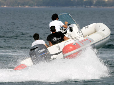 Μονοπώλιο Yamaha – Mercury στην αγορά εξωλέμβιων κινητήρων