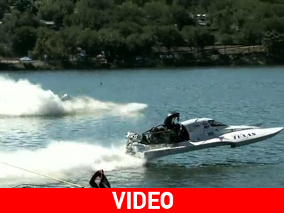 Αγώνες… dragster στη θάλασσα