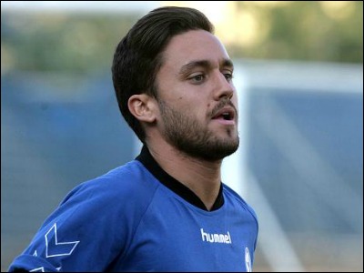 Τρεις πονοκέφαλοι για Παράσχο