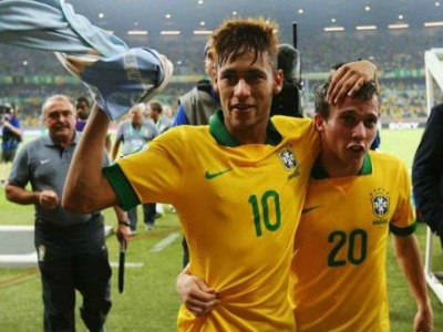 Έτοιμος να το σηκώσει ο Νεϊμάρ