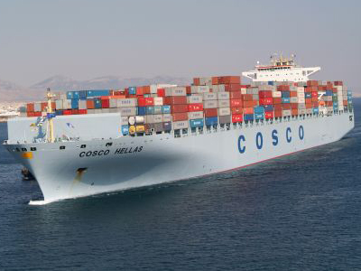«Χρυσές δουλειές» για τη COSCO