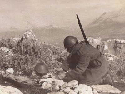 Οι Ήρωες του 1940 περιμένουν