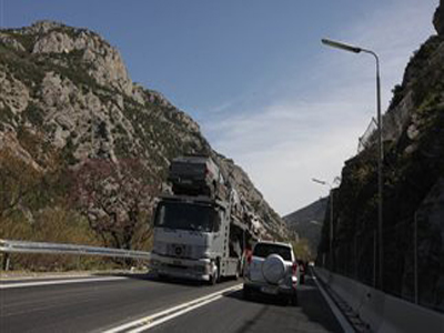 Κλειστά και σήμερα τα Τέμπη