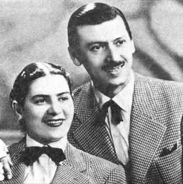 Με τον Κώστα Μητσάκη