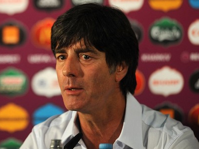 Λεβ: «Οι Έλληνες είναι καλλιτέχνες της επιβίωσης»