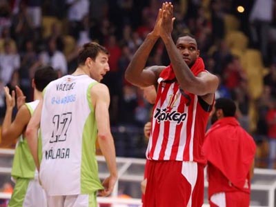 Νοκ άουτ για έναν μήνα ο Σίμονς