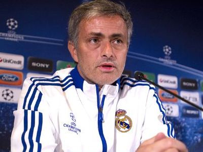 Μουρίνιο: «Πρέπει να σεβαστούμε τον ΑΠΟΕΛ»