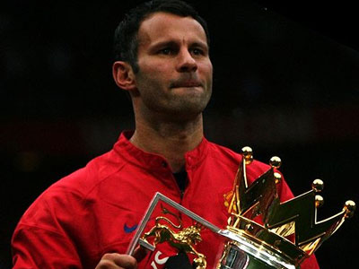 Ανανέωσε με τη Γιουνάιτεντ για ένα χρόνο ο Γκιγκς