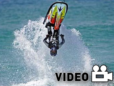 Διπλό backflip με… jet ski