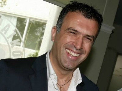 Τετ α τετ Αναστασίου με παίκτες