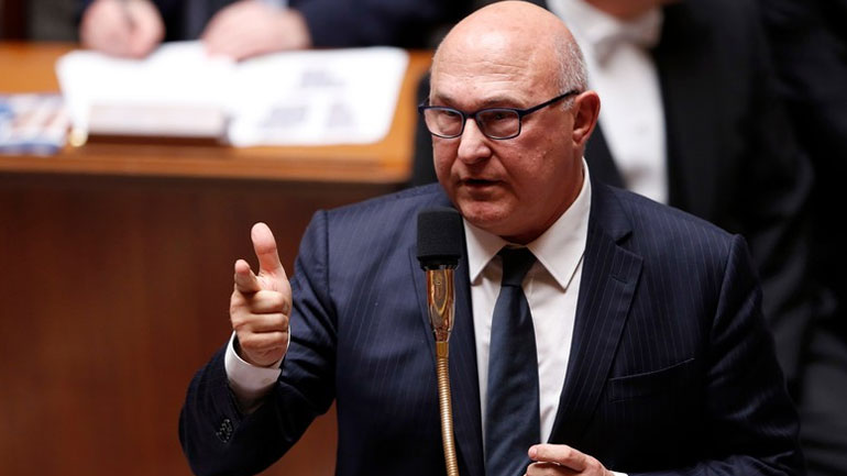 Σαπέν εναντίον Βαρουφάκη: «Οδήγησε την Ελλάδα στο χείλος του γκρεμού» Σαπέν εναντίον Βαρουφάκη: «Οδήγησε την Ελλάδα στο χείλος του γκρεμού»