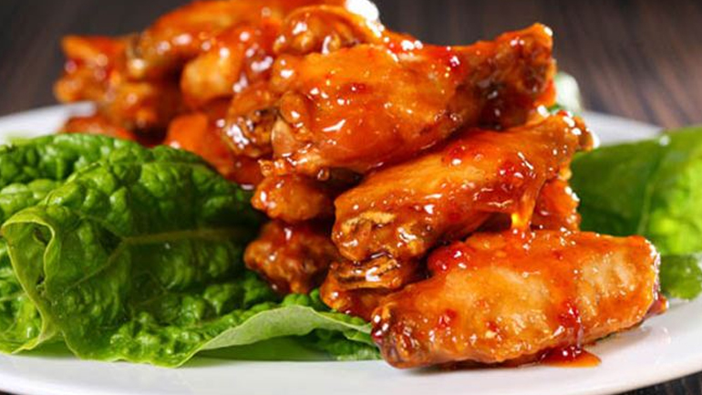 Η συνταγή που σας προτείνουμε: Φιλέτο κοτόπουλο με πικάντικη σάλτσα Η συνταγή που σας προτείνουμε: Φιλέτο κοτόπουλο με πικάντικη σάλτσα