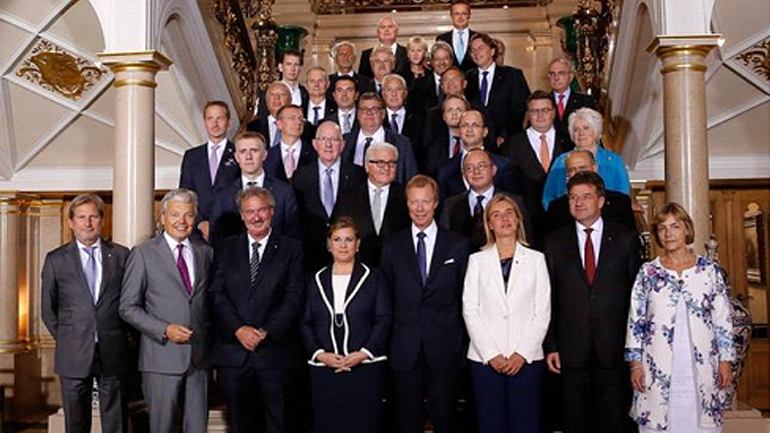 Deutsche Welle: Απραξία των ΥΠΕΞ της ΕΕ για το προσφυγικό Deutsche Welle: Απραξία των ΥΠΕΞ της ΕΕ για το προσφυγικό