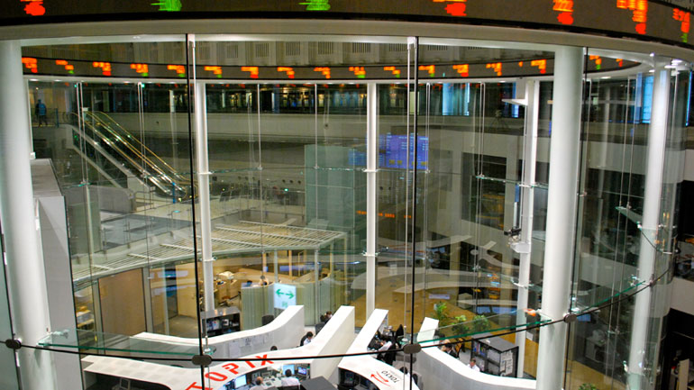 Σε θετικό έδαφος οι μετοχές στο Τόκιο Σε θετικό έδαφος οι μετοχές στο Τόκιο