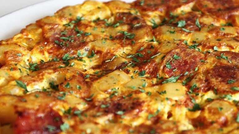 Φτιάξτε σε χρόνο ντε-τε ομελέτα φούρνου με λαχανικά