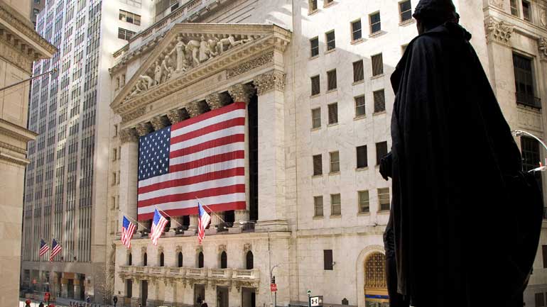 Με απώλειες ξεκίνησε η Wall Street