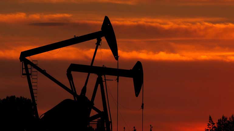 Κάτω από τα 67 δολάρια σταθεροποιείται το πετρέλαιο