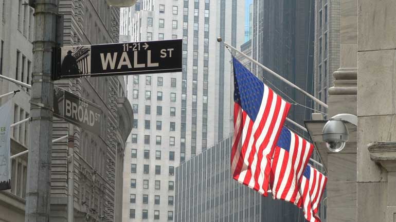 Mε μικρά κέρδη άνοιξε η Wall Street Mε μικρά κέρδη άνοιξε η Wall Street