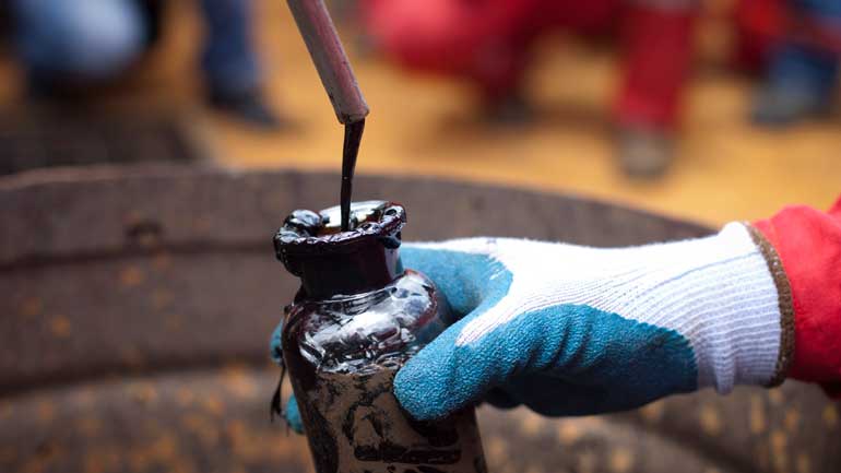 Το πετρέλαιο Brent σε τιμή ρεκόρ για το 2015 Το πετρέλαιο Brent σε τιμή ρεκόρ για το 2015