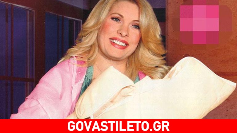 Ελένη Μενεγάκη: Συνέχεια αγκαλιά με την κόρη της στο σπίτι