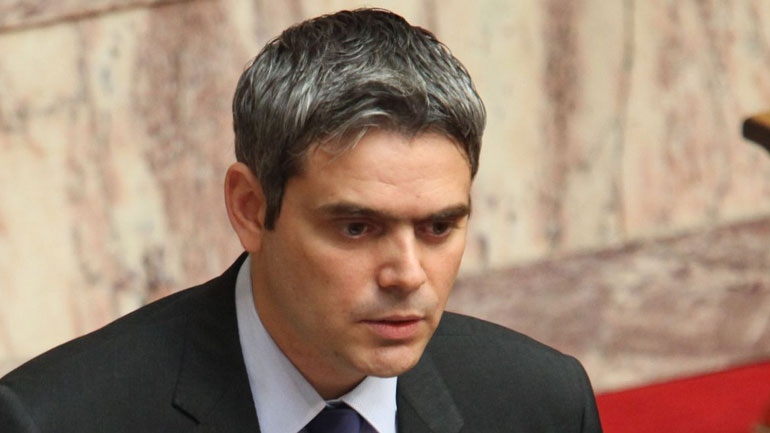 Η ΝΔ για τον προπηλακισμό Βαρουφάκη στα Εξάρχεια