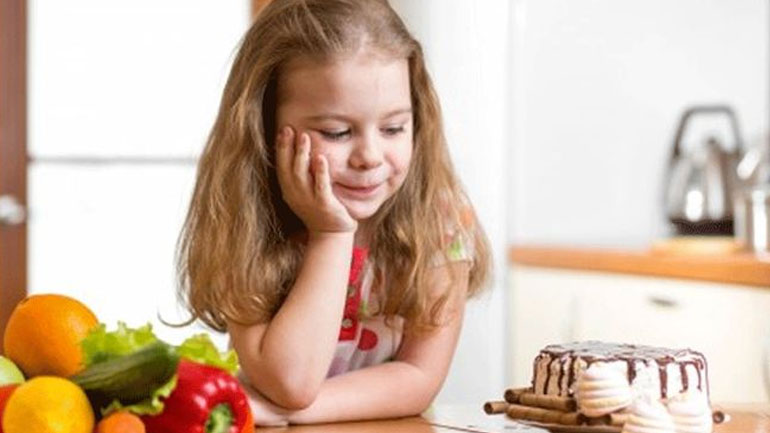 Μπορούν να νηστέψουν τα παιδιά;