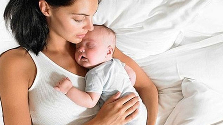 Οι κρυφές σκέψεις που έχουν οι μέλλουσες αλλά και νυν μαμάδες Οι κρυφές σκέψεις που έχουν οι μέλλουσες αλλά και νυν μαμάδες