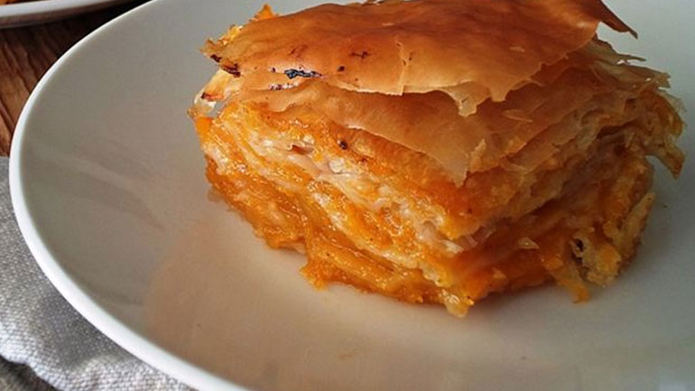 Φτιάξτε νόστιμη γλυκιά κολοκυθόπιτα