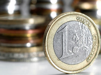 Πτώση καταγράφει το ευρώ Πτώση καταγράφει το ευρώ