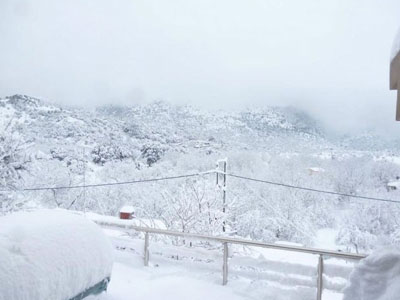 Κρήτη: Κτηνοτρόφοι αποκλείστηκαν στα χιόνια Κρήτη: Κτηνοτρόφοι αποκλείστηκαν στα χιόνια