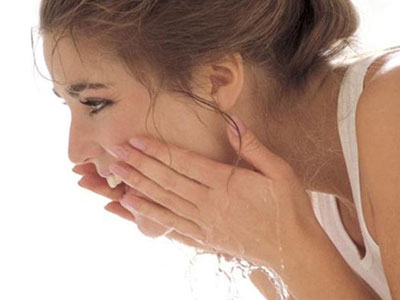 Τα μυστικά του σωστού ντεμακιγιάζ