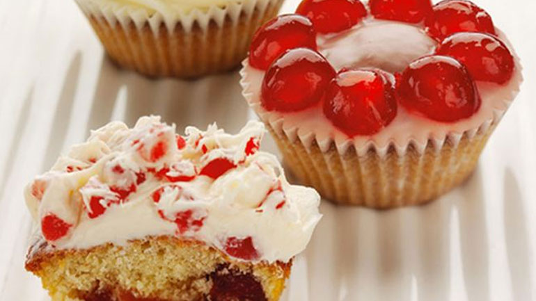 Υπέροχα cupcakes με βύσσινο για όλες τις ώρες