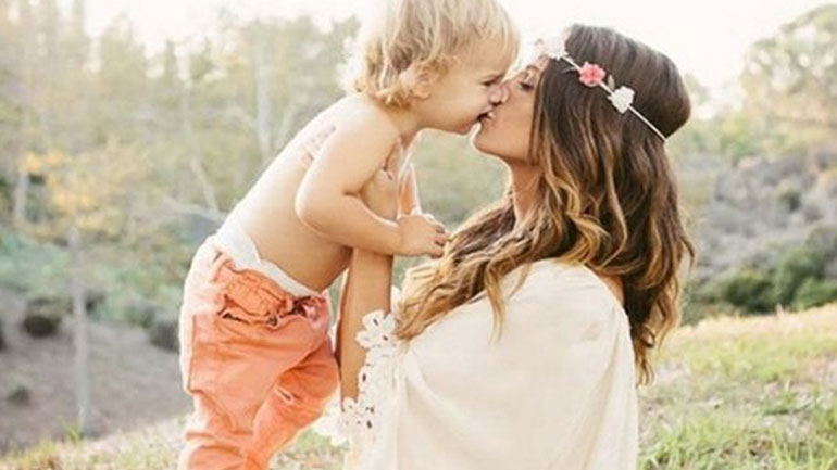 Διαβάστε πόσο πολύ έχει αλλάξει η μητρότητα τον τρόπο σκέψης σας Διαβάστε πόσο πολύ έχει αλλάξει η μητρότητα τον τρόπο σκέψης σας