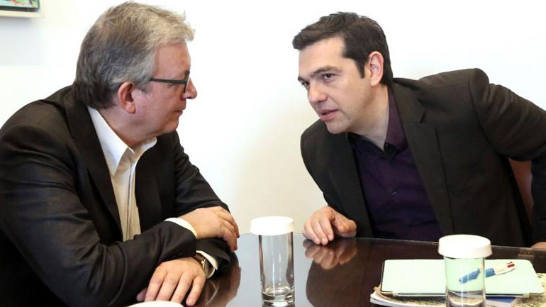 Τσίπρας: Σεβασμός στη δημοκρατία ή άνοδος της ακροδεξιάς Τσίπρας: Σεβασμός στη δημοκρατία ή άνοδος της ακροδεξιάς