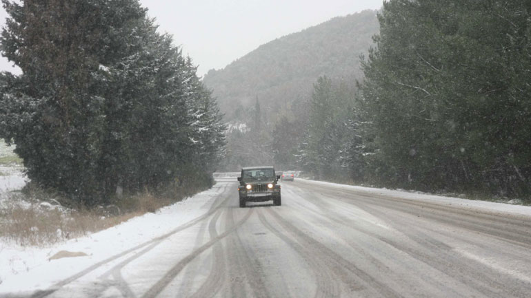 Σοβαρά προβλήματα από την κακοκαιρία σε Μακεδονία, Θράκη και Θεσσαλία