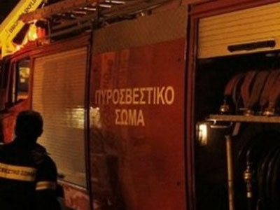 Ηράκλειο: Στις φλόγες τυλίχτηκε παράπηγμα σε ταράτσα Ηράκλειο: Στις φλόγες τυλίχτηκε παράπηγμα σε ταράτσα