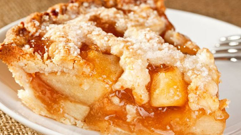 Εύκολη νηστίσιμη μηλόπιτα με πλούσια γεύση