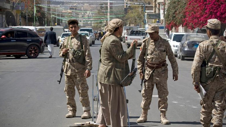 Υεμένη: Ο ΟΗΕ απομακρύνει το προσωπικό του από την πρωτεύουσα Σαναά Υεμένη: Ο ΟΗΕ απομακρύνει το προσωπικό του από την πρωτεύουσα Σαναά