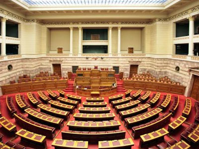 Αύριο θα θυροκολληθεί στη Βουλή το Προεδρικό Διάταγμα για τις εκλογές