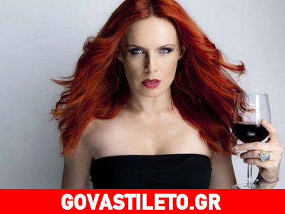 Η Εβελίνα Παπούλια ντύνεται νυφούλα! Η Εβελίνα Παπούλια ντύνεται νυφούλα!