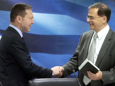 Τετ-α-τετ Χαρδούβελη – Στουρνάρα το μεσημέρι Τετ-α-τετ Χαρδούβελη – Στουρνάρα το μεσημέρι