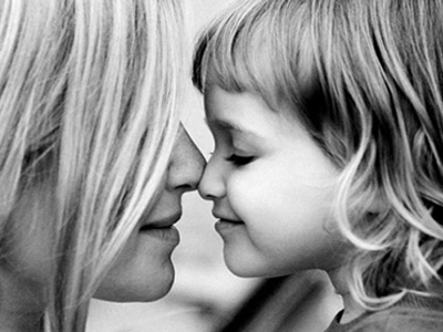 Περισσότερα τα πλεονεκτήματα για το παιδί, όταν η μαμά δουλεύει Περισσότερα τα πλεονεκτήματα για το παιδί, όταν η μαμά δουλεύει