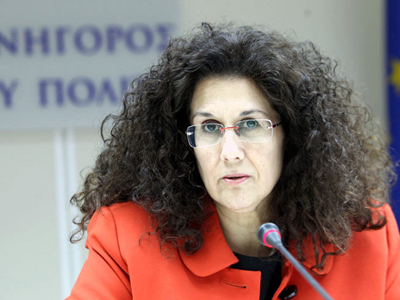 ΣτΠ: Άμεση επέκταση του συμφώνου συμβίωσης σε ομόφυλα ζευγάρια