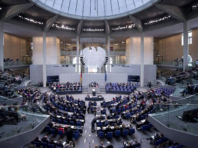 Bundestag: «Συνεργασία και με την επόμενη ελληνική κυβέρνηση»