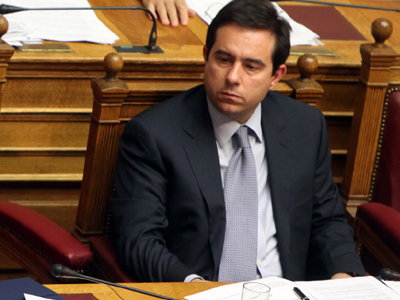 Ν. Μηταράκης: Δεν έχει προσληφθεί συνεργάτης με πλαστό πιστοποιητικό